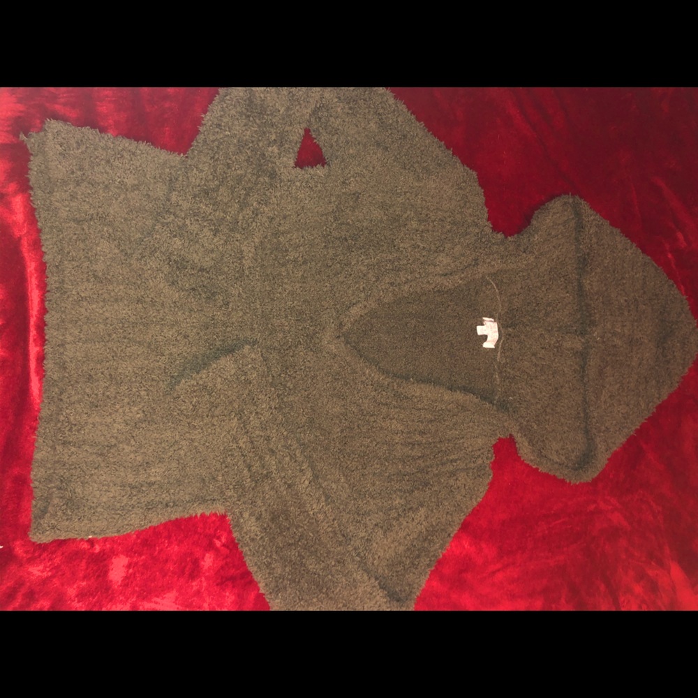 Fuzzy olive green long sleeve/sweater